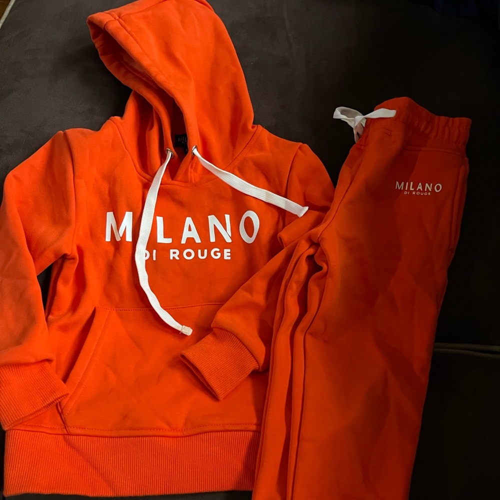 Milano Di Rouge sweatsuit